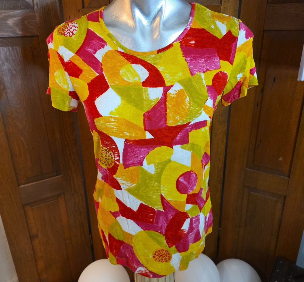 Chico's Women's Red, Yellow and Pink Abstract Short Sleeve Top